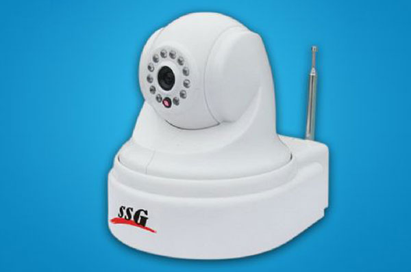 超强光网络联动语音报警带云台型视频防盗器